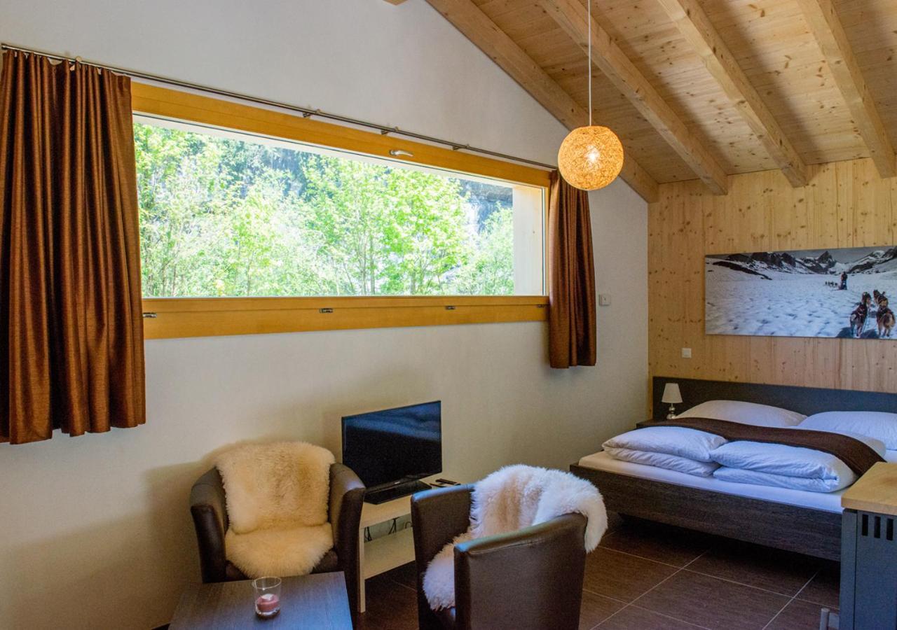 Huettenhotel Husky Lodge Muotathal Exteriér fotografie