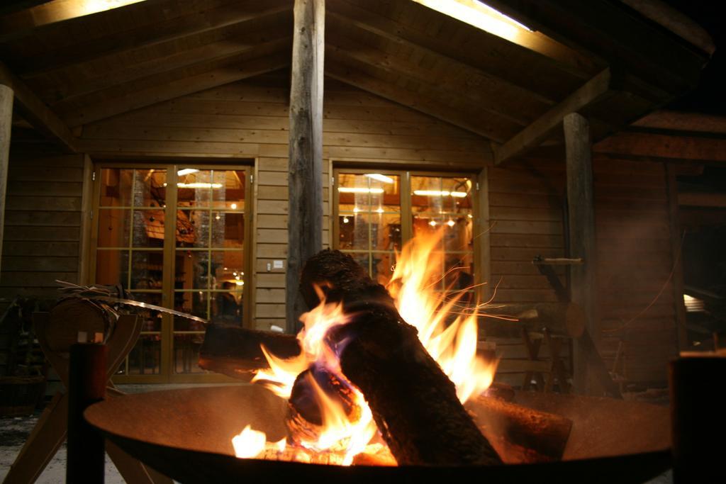 Huettenhotel Husky Lodge Muotathal Exteriér fotografie