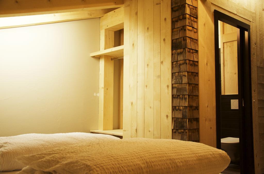 Huettenhotel Husky Lodge Muotathal Pokoj fotografie