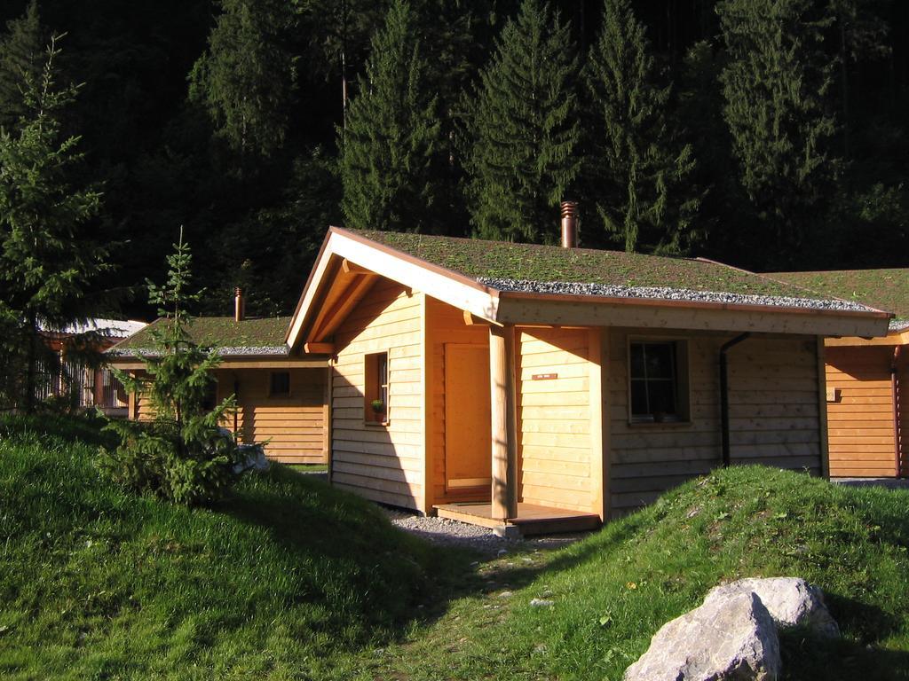 Huettenhotel Husky Lodge Muotathal Pokoj fotografie